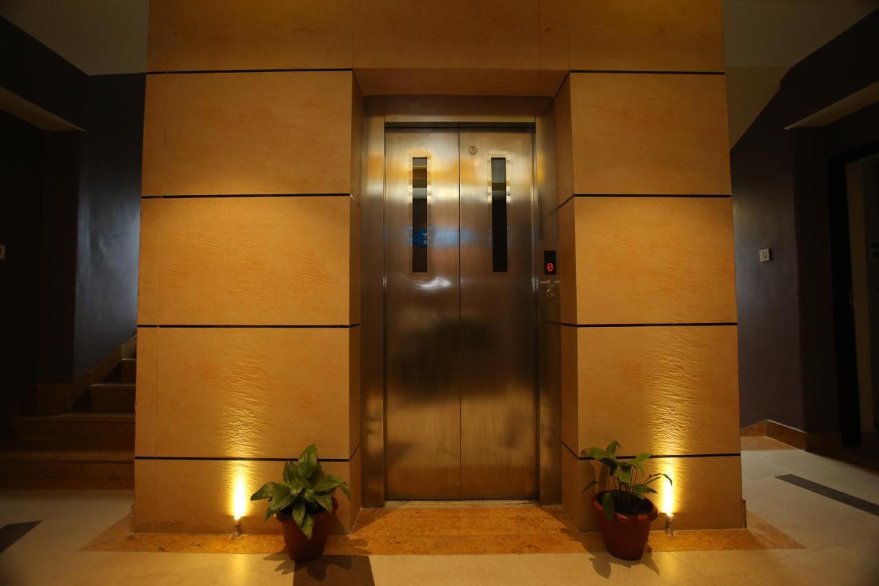 Hotel White Himal Pokhara Exterior foto