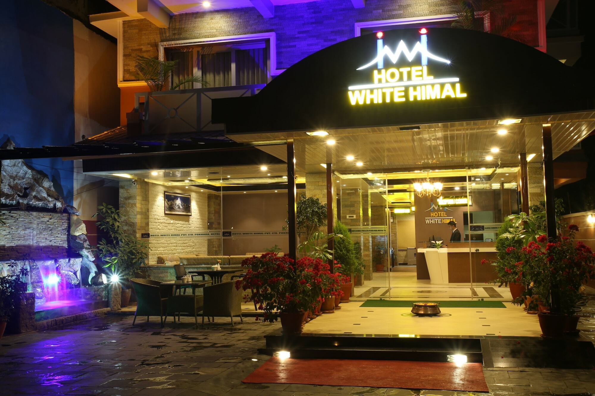 Hotel White Himal Pokhara Exterior foto